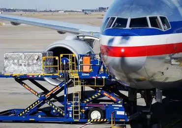 Air transport UK to Dallas