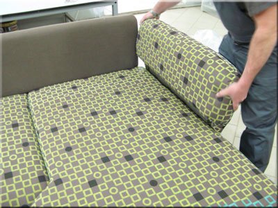 How to dismantle a sofa bed for moving